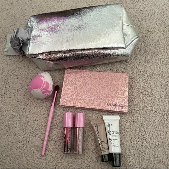 Ulta Beauty 8pc makeup kit - Picture 3 of 7
